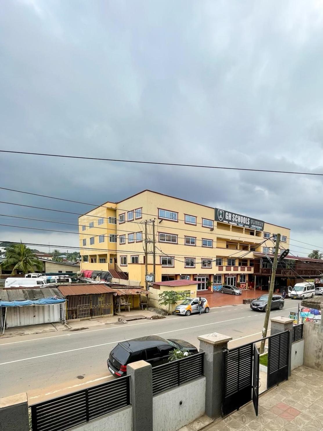 Seven Brothers Apartments Accra Exteriér fotografie